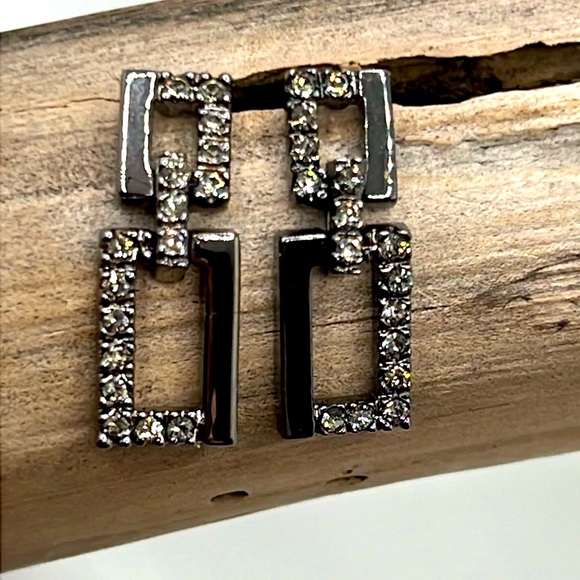 Interlocking Rhinestone Post Earrings. - Picture 3 of 3